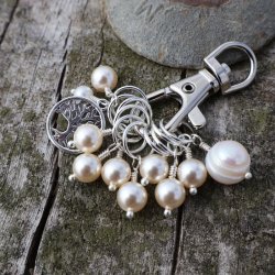 Assorteret st med FERSKVANDSPERLER