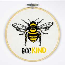 "Bee Kind" Broderikit
