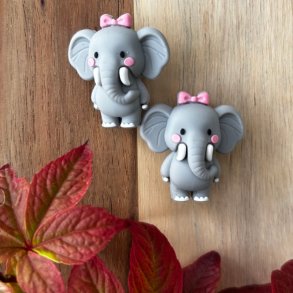 Elefant med sl�jfe